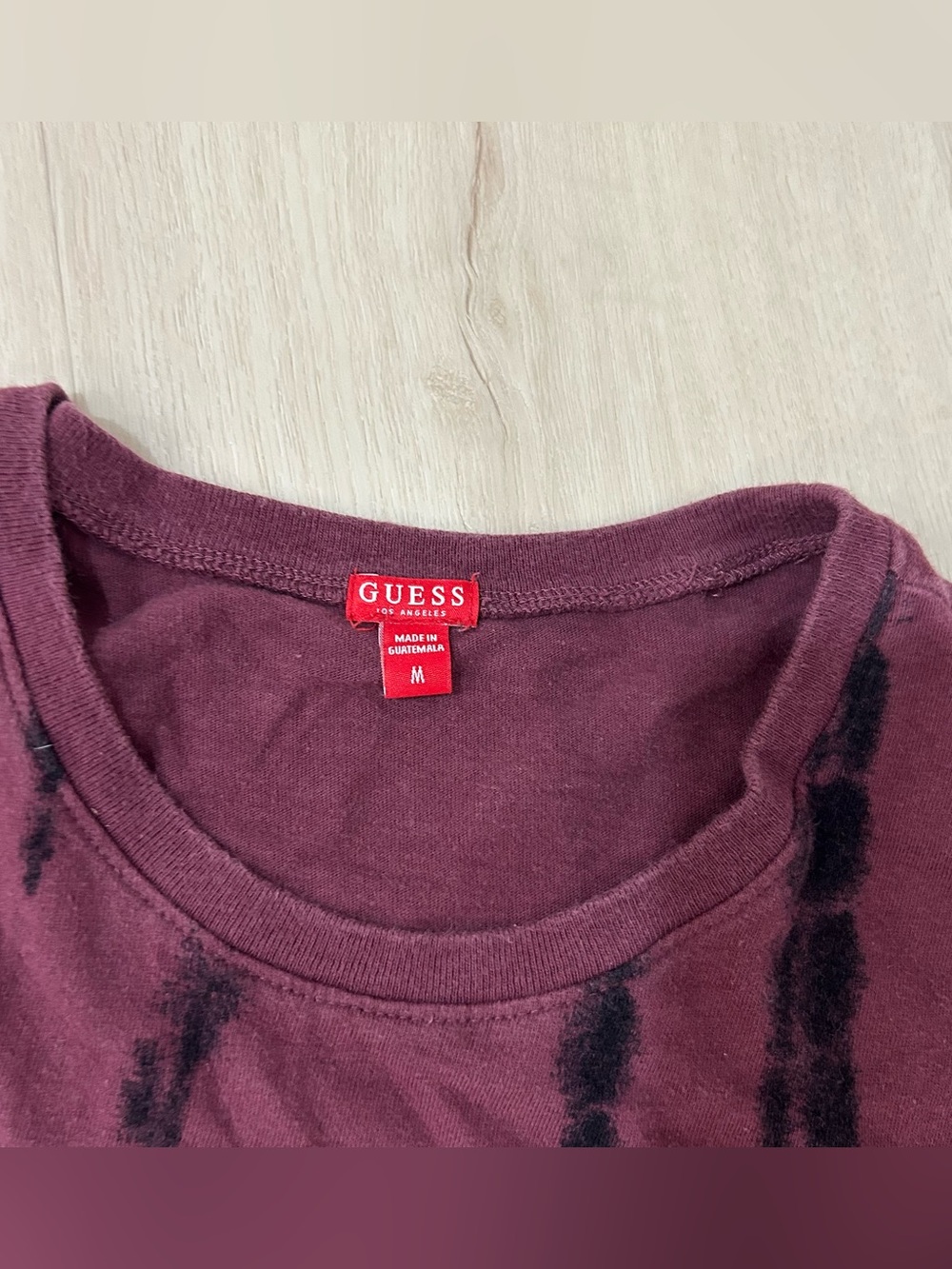 GUESS Tee bundle (US M) - Picture 4 of 4